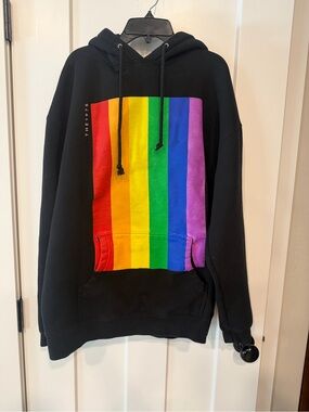Official The 1975 Loving Someone Rainbow Hoodie Black Pullover Size XL
